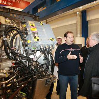 Main jljkjgjxljfljkjxll