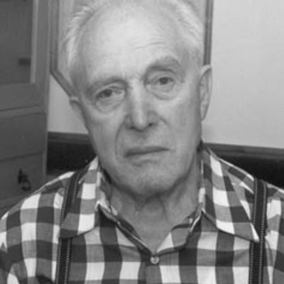 Main kaufmanfoto1graysmall