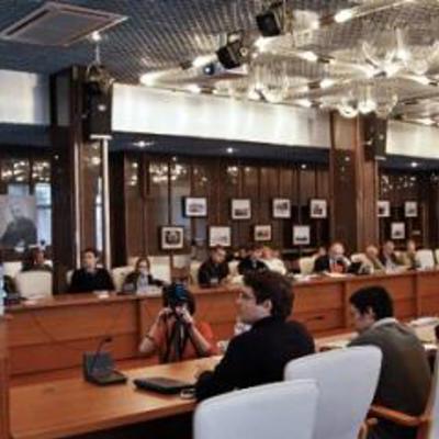 Main dubna0810121
