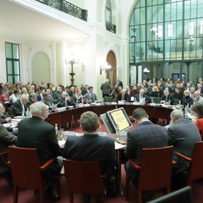 Main 840585da dedc 4039 8083 65bd76baa463