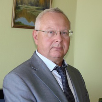 Main iv