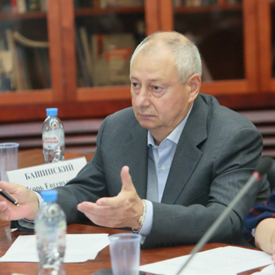 Main e2a2b573149dc7353e4e730fa0487c45