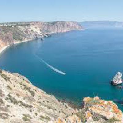 Main 3a9ace2c bc86 49d9 8735 34a3a43e5527