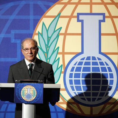 Main 7d56024474d0219e98126d43c42084b06bf2e678 article